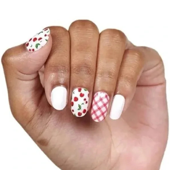 Cherry Picked - Color Street - Picture 3 of 9